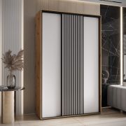 Schiebetürenschrank Tharo mit viel Stauraum in Weiß/Eiche, 235,2 x 150 x 45 cm, Metallgriffe in schwarz, auch für Wohnzimmer geeignet, platzsparend