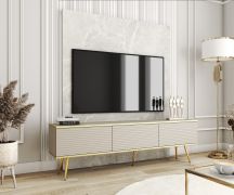 TV-Möbel / TV-Schrank mit drei Kipptüren Horsham 43, Farbe: Beige, geriffelte Front, ABS-Kantenschutz, Beine: Gold, Push-to-open Funktion, für Wohnzimmer