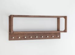 Garderobe | Farbe: Tabacco | 9 Haken | mit Ablage | Massivholz | Eichenholz geölt | 83 x 22 x 36 cm | Seille 21