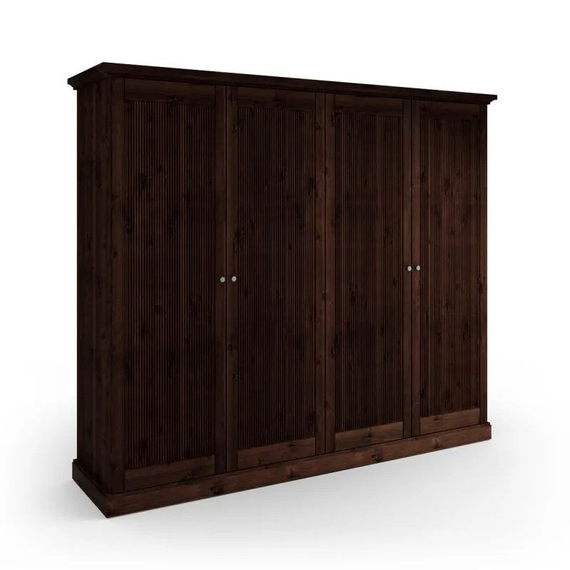 Kleiderschrank | aus massiv finnische Kiefer | Griffe: Altsilber | Farbe: Tabacco | Drehtürenschrank | klassisch | Maße: 212,5 x 248 x 63 cm | vier Türen