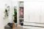 Großer Kleiderschrank | 6 Drehtüren | 4 Schubladen | 8 Fächer | mit 4 Kleiderstangen | 277 cm breit | Farbe: Weiß Abbildung