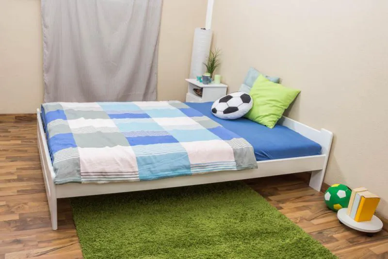 Futonbett Kiefer 140 x 200 cm Weiß mit Lattenrost Abbildung
