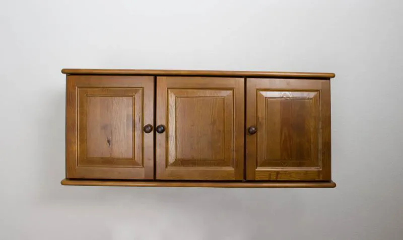 Hängeschrank Klassischer Stil Abbildung