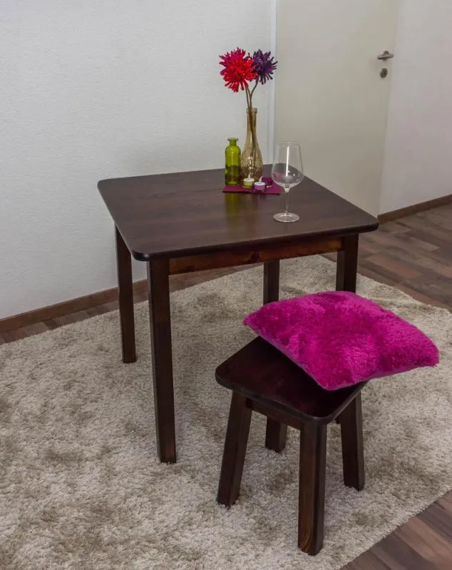 Tisch 75x75 cm, Farbe: Nuss Abbildung