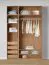 Offener Kleiderschrank | 4 Innenschubladen | Farbe: Eiche Puccini | 7 Fächer | 1 Kleiderstange | Maße: 154 x 55 x 234 cm | Universelles Design | 4 Holzeinlegeböden