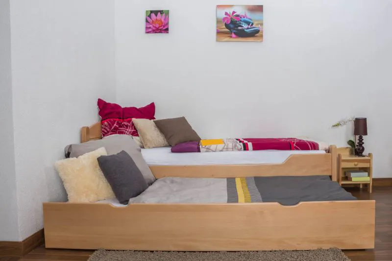 Bett mit Ausziehbett