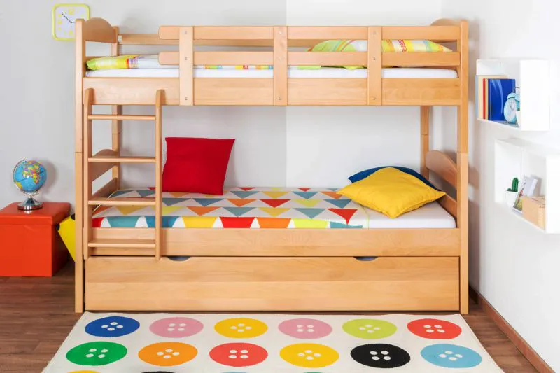 Massivholz Stockbett inkl. Rollbett/Ausziehbett/Stauraum für Kinder und Jugendliche | Matratzenmaß: 90 x 200 cm | Natur Lackiert | umbaubar in 2 Einzelbetten | mit Rollbett | inkl. Rollroste Abbildung