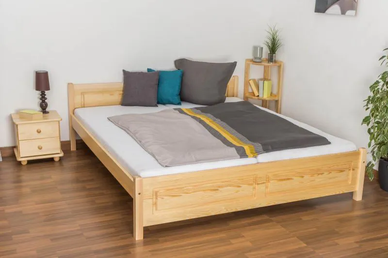 Bett 180 x 200 cm Kiefer Natur mit Lattenrost Abbildung